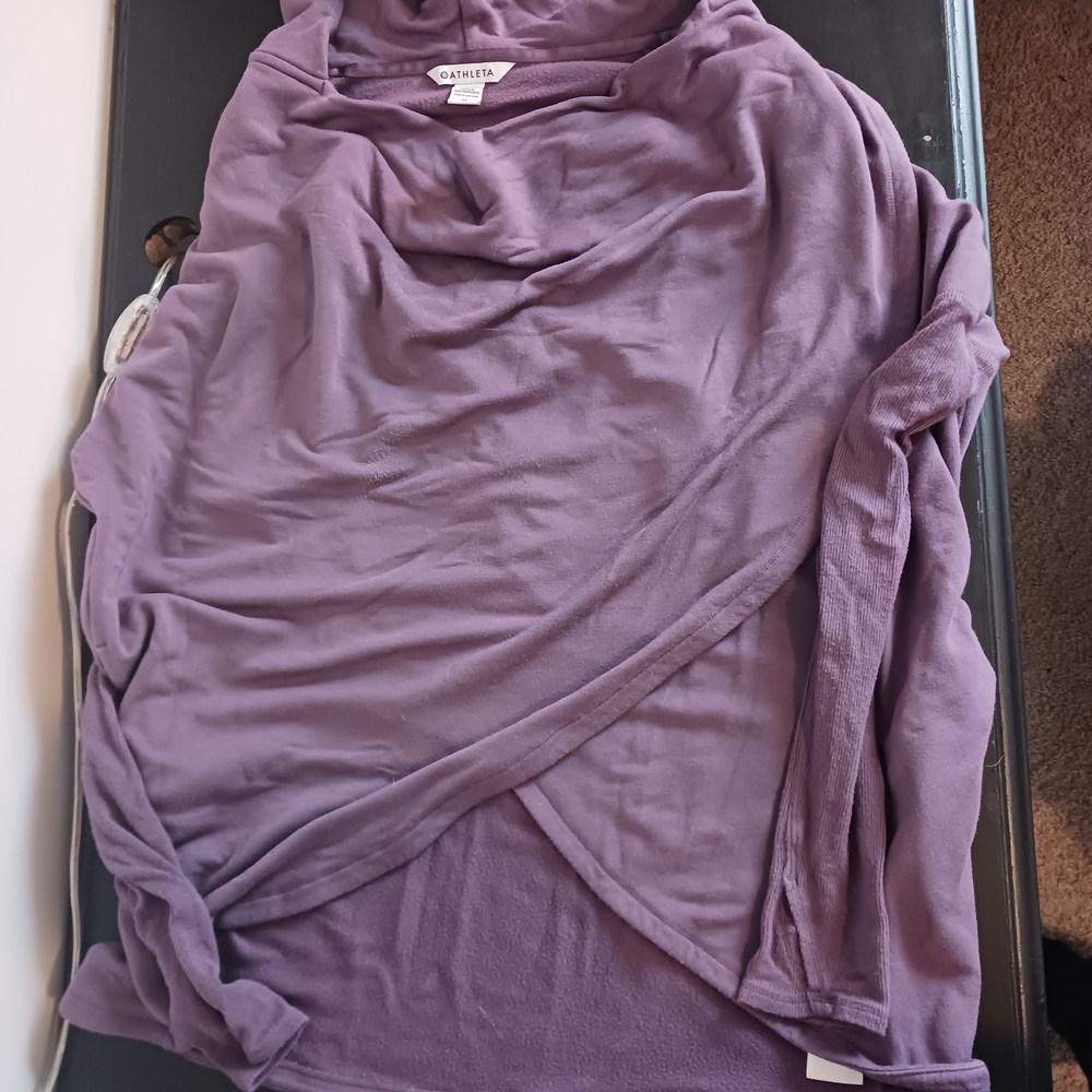 2/$30 DEAL!! Athleta Lavender Cowl Neck Sweatshirt - Picture 10 of 10